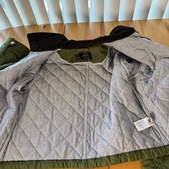 J. Crew Limited Edition Cropped Quilted Barn Jacket Green Corduroy Collar M - Picture 10 of 10